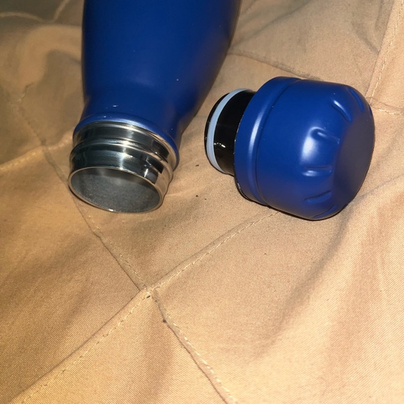 BMW Navy Blue Insulated Water Bottle - Picture 3 of 3